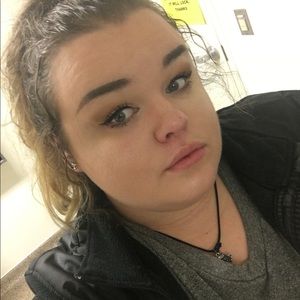 Meet your Posher, Ashlynn